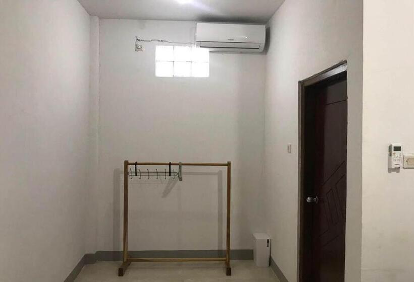 Отель Oyo 92755 Abc Homestay