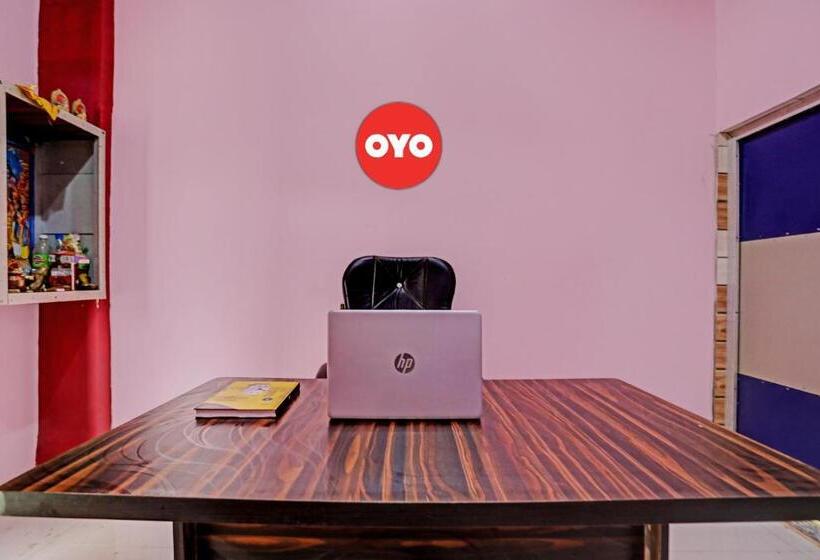 호텔 Oyo Flagship 81496 Goldy Palace