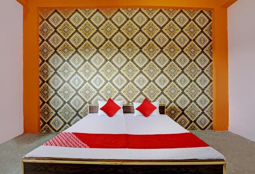 호텔 Oyo Flagship 81496 Goldy Palace