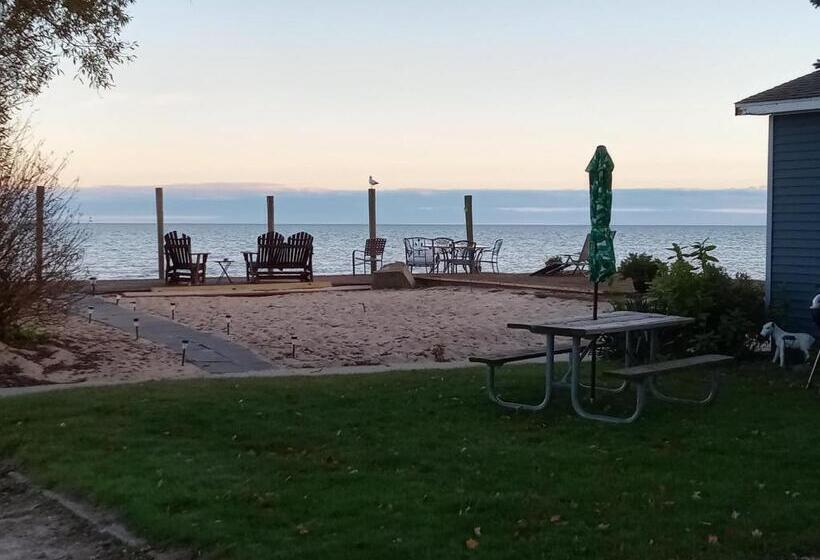 ホテル Pine Haven Beach Resort