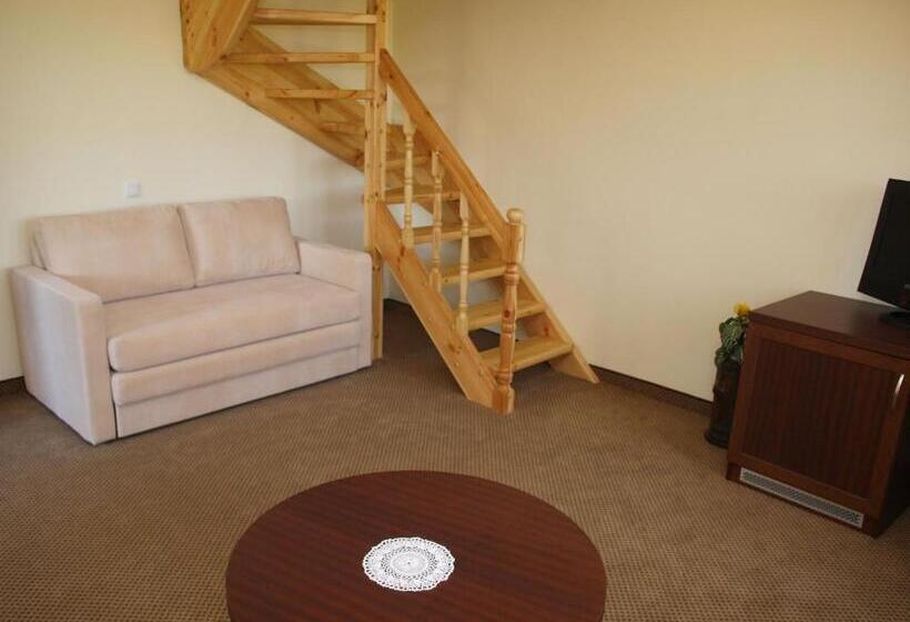 هتل Prie žeimenos