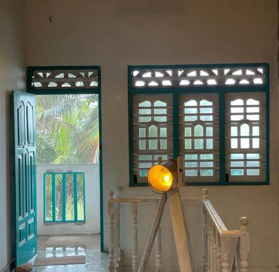 Отель Stilt Midigama