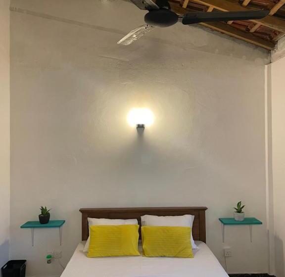 Отель Stilt Midigama