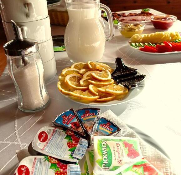 호텔 Szusz Szállás