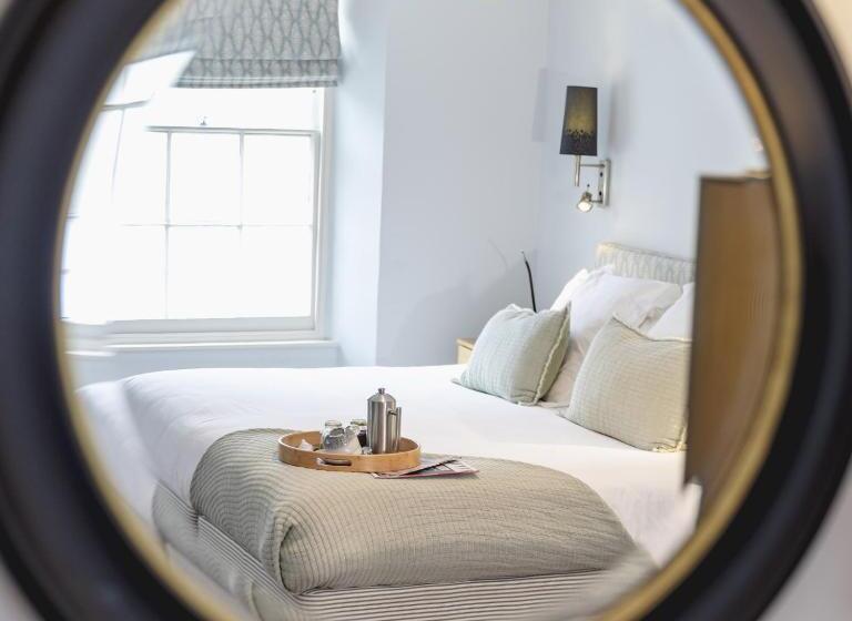 فندق The Salutation Inn