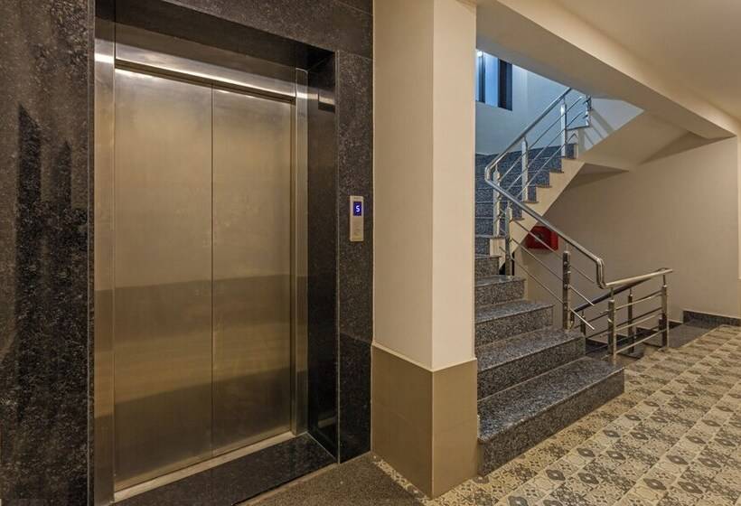 בית מלון כפרי Treebo Oscar