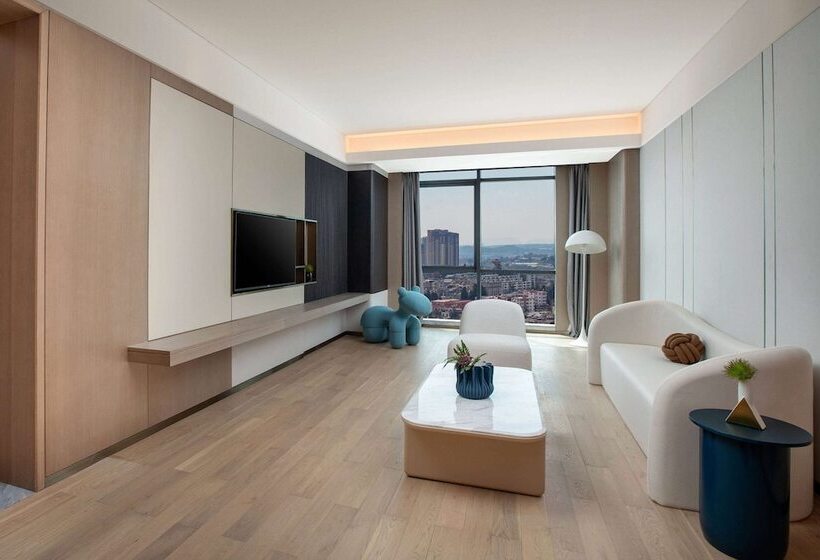 هتل Wingate By Wyndham Kunming Airport