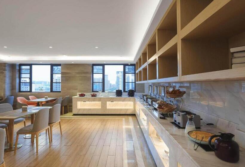 Kyriad Marvelous Hotel Bozhou Wanda Plaza