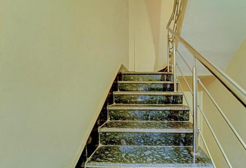 Oyo Flagship Hotel Komal Inn