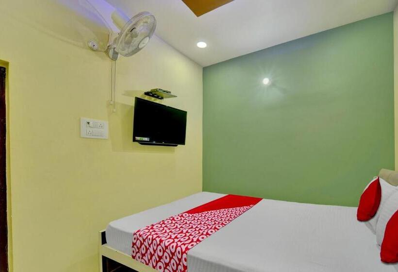 Oyo Flagship Hotel Komal Inn