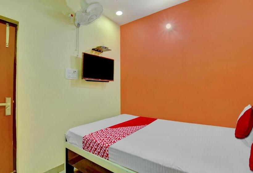 Oyo Flagship Hotel Komal Inn