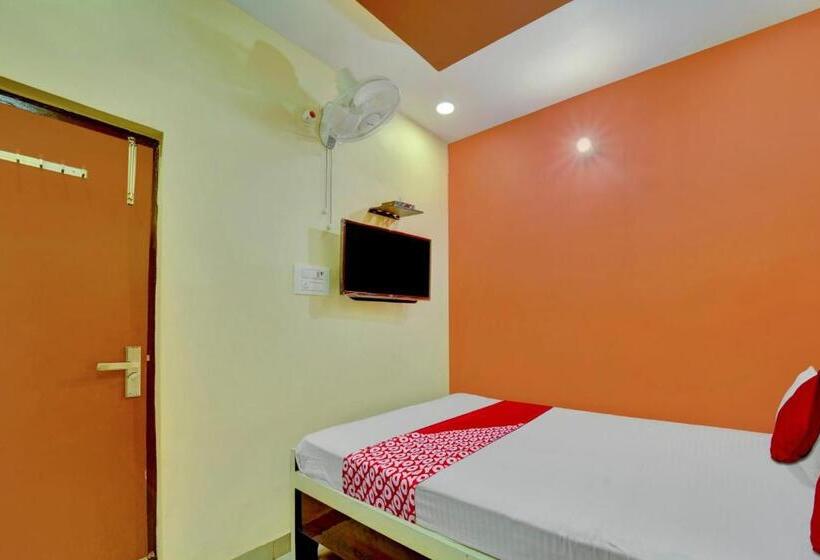 Oyo Flagship Hotel Komal Inn