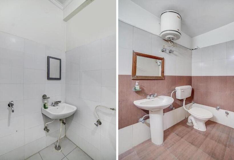 Oyo Flagship Hotel Naveen