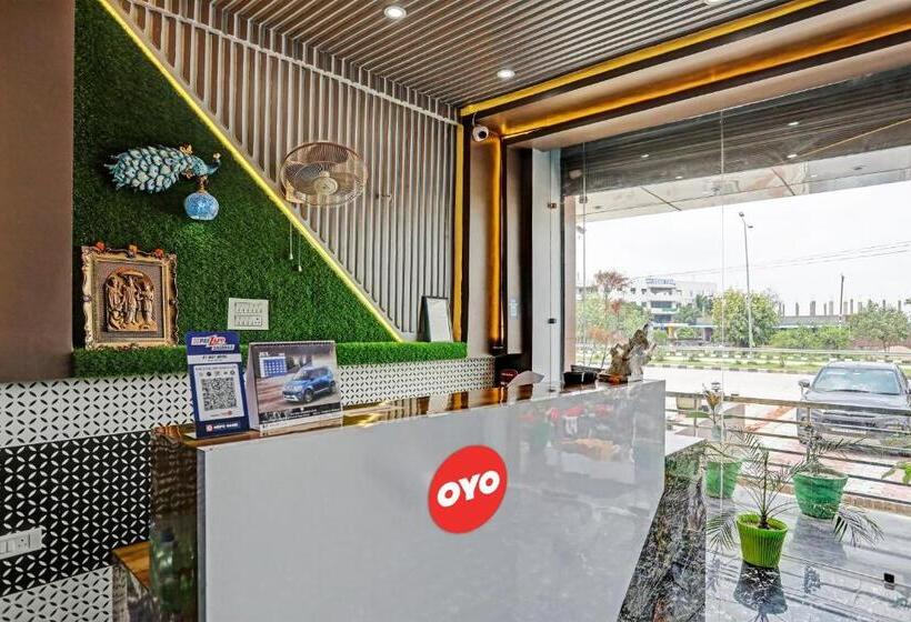 Oyo Flagship K1 Hotel And Restaurant