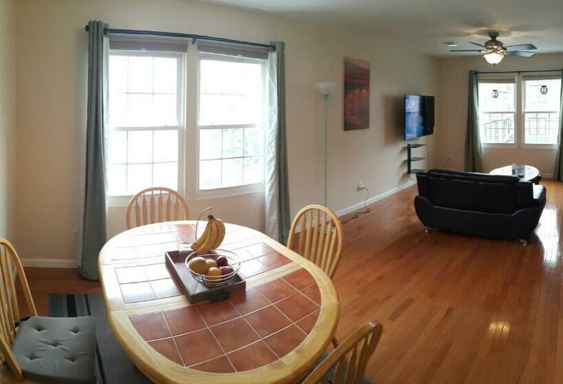 膳宿费 500 Estates Llc