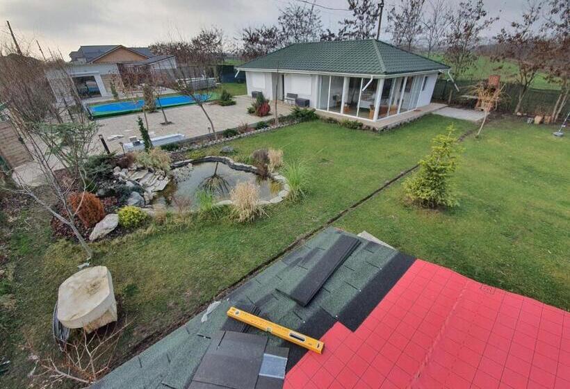 Пансион Elis Tranzit