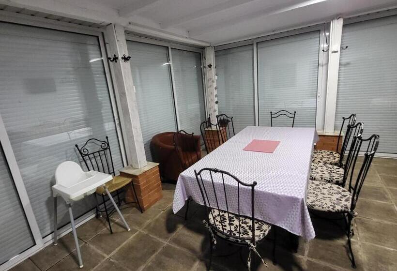 Пансион Elis Tranzit