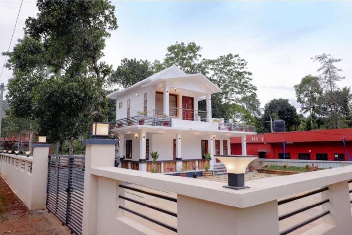 Пансион Greenfield Homestay