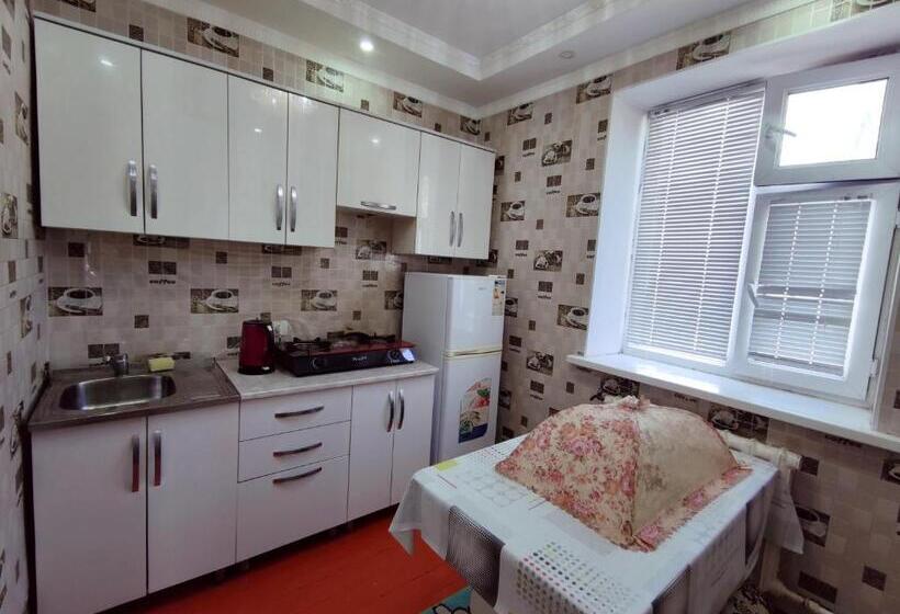 پانسیون Guest House Adimi