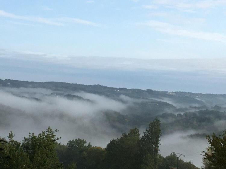 ペンション La Cabane De César Les Eyzies De Tayac