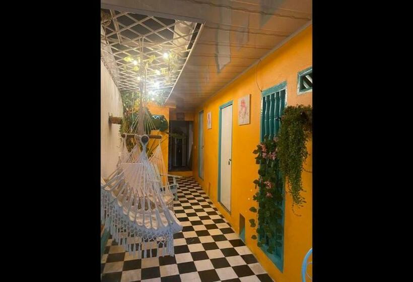 Pensionat Room In Lodge   Cr 2 Room In Getsemani With Breakfast Wifi And Air Conditioning