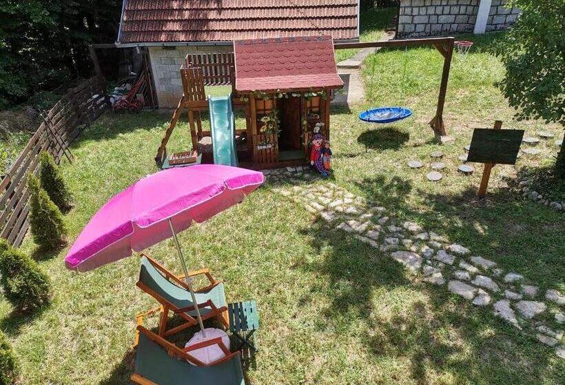 پانسیون Vikendica Andjelka 1 Zlatibor