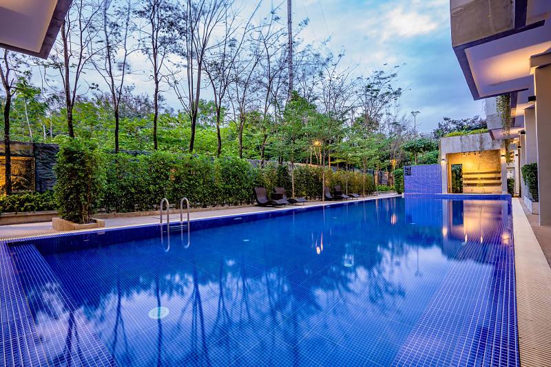 Rainforest Hotel By Nsun