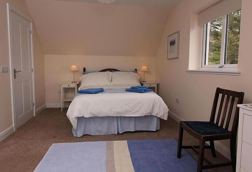 Tigh Uisdean Bed And Breakfast