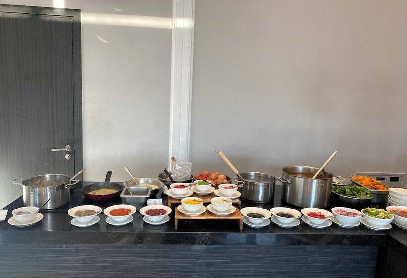 Altara Seaview Quy Nhon Condotel