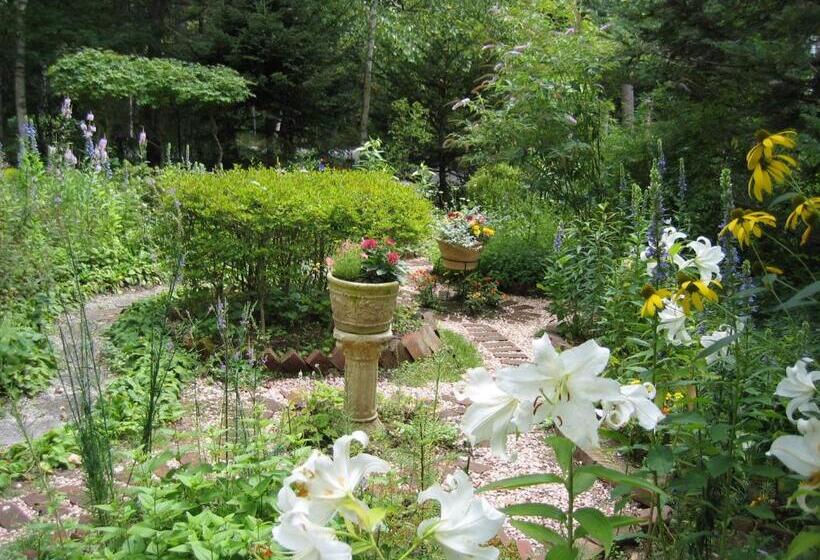 مبيت وإفطار Hirotani Pension