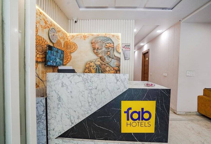 Fabhotel Taj Avenue