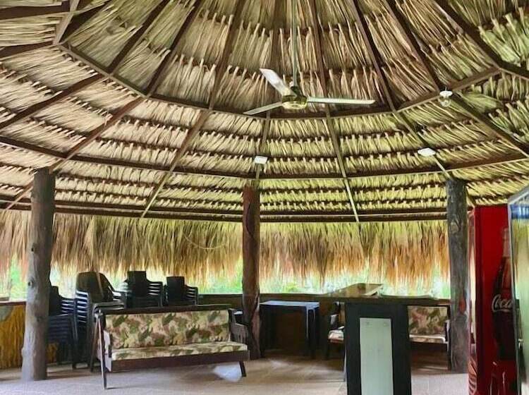 Finca Hotel California