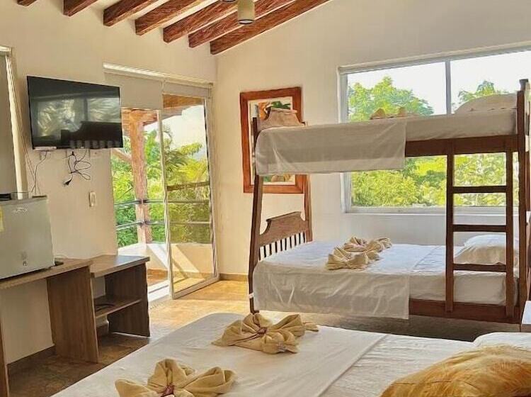 Finca Hotel California