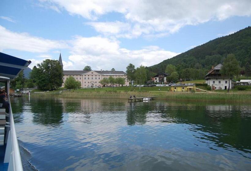 Frühstückspension Schlosswirt