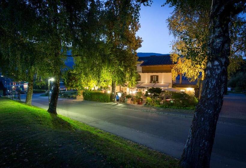 Frühstückspension Schlosswirt