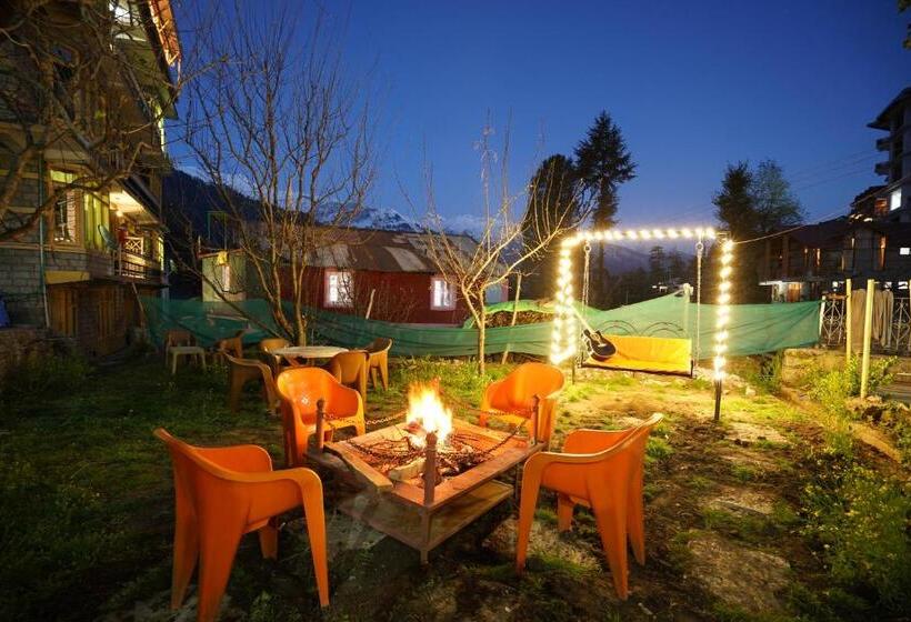 فندق Shree Ram Cottage, Manali ! 1,2,3 Bedroom Luxury Cottages Available