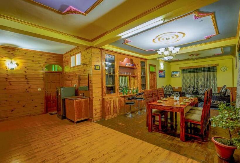 فندق Shree Ram Cottage, Manali ! 1,2,3 Bedroom Luxury Cottages Available