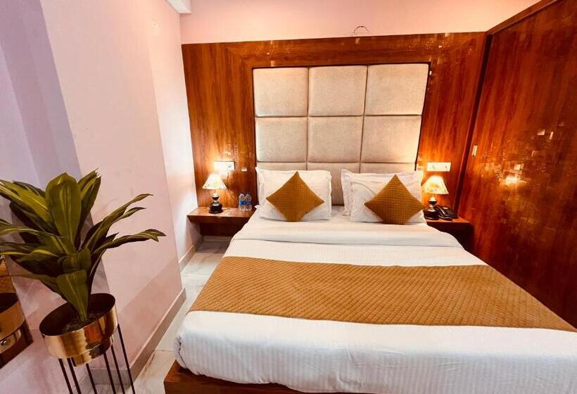 בית מלון כפרי The Spring Inn, Haridwar   A Four Star Luxury