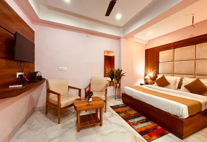 فندق The Spring Inn, Haridwar   A Four Star Luxury