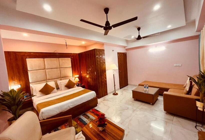 בית מלון כפרי The Spring Inn, Haridwar   A Four Star Luxury