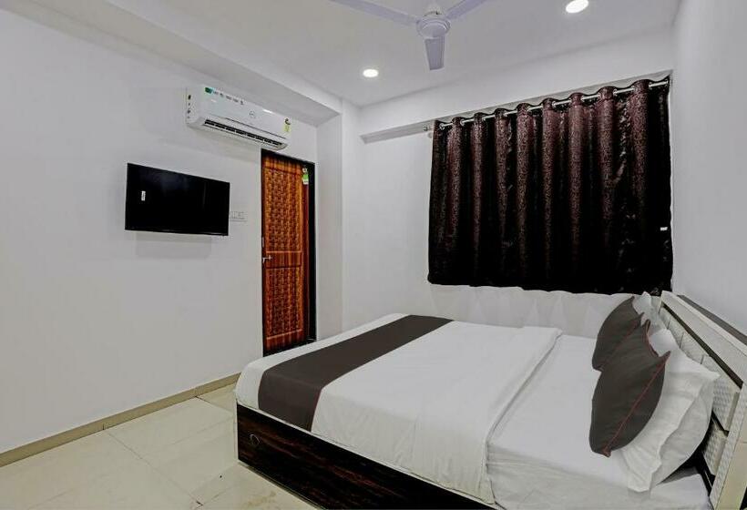 Oyo Flagship Hotel Blueberry Rooms