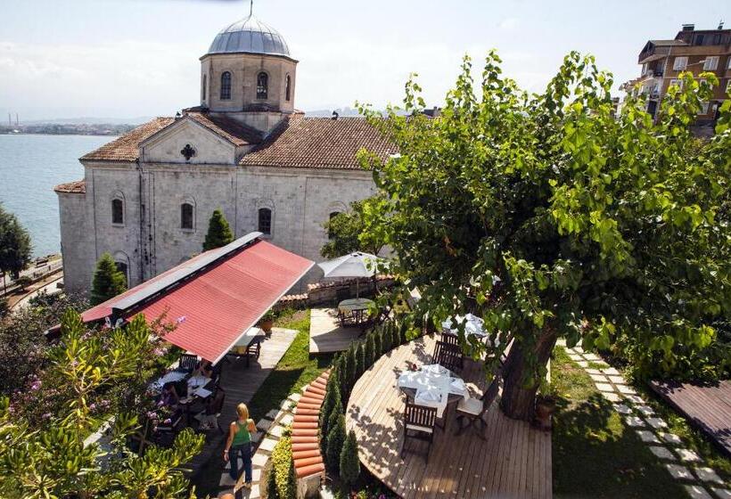 پانسیون İkizevler