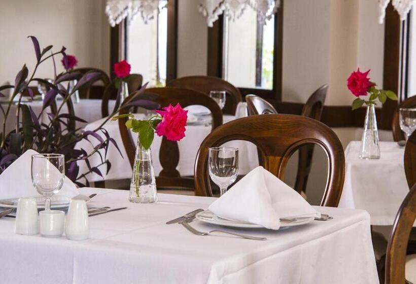 پانسیون İkizevler