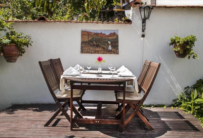 پانسیون İkizevler