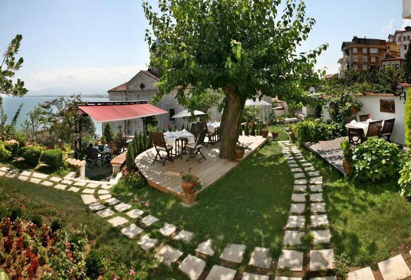 پانسیون İkizevler