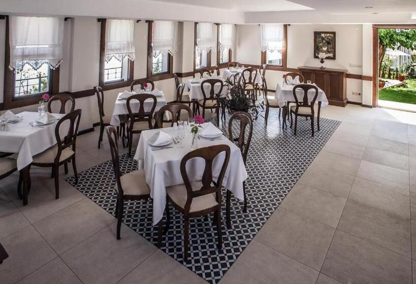 پانسیون İkizevler