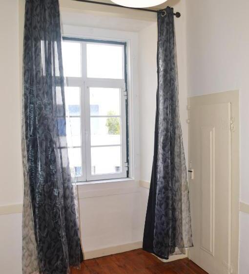 پانسیون Alfama Guest House