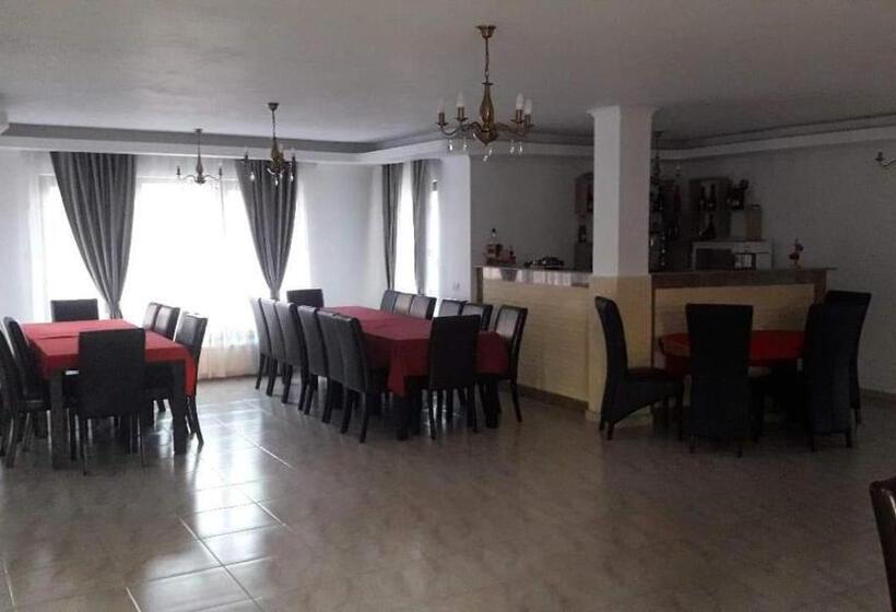بنسيون La Casa Alana