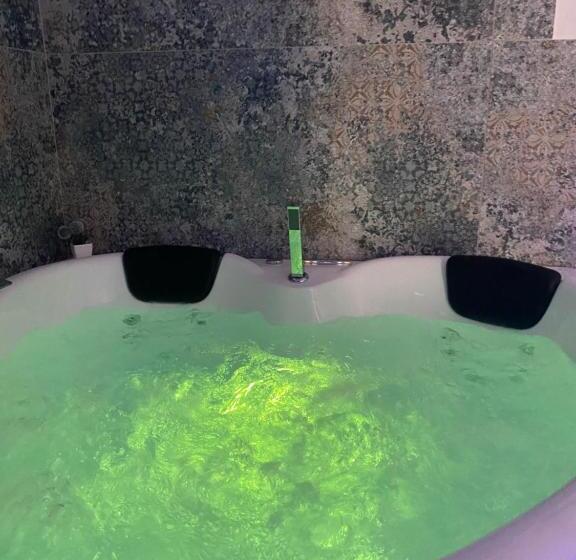 بنسيون B&b Suite Caniglia