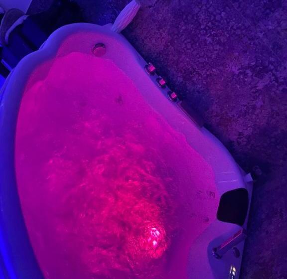 بنسيون B&b Suite Caniglia